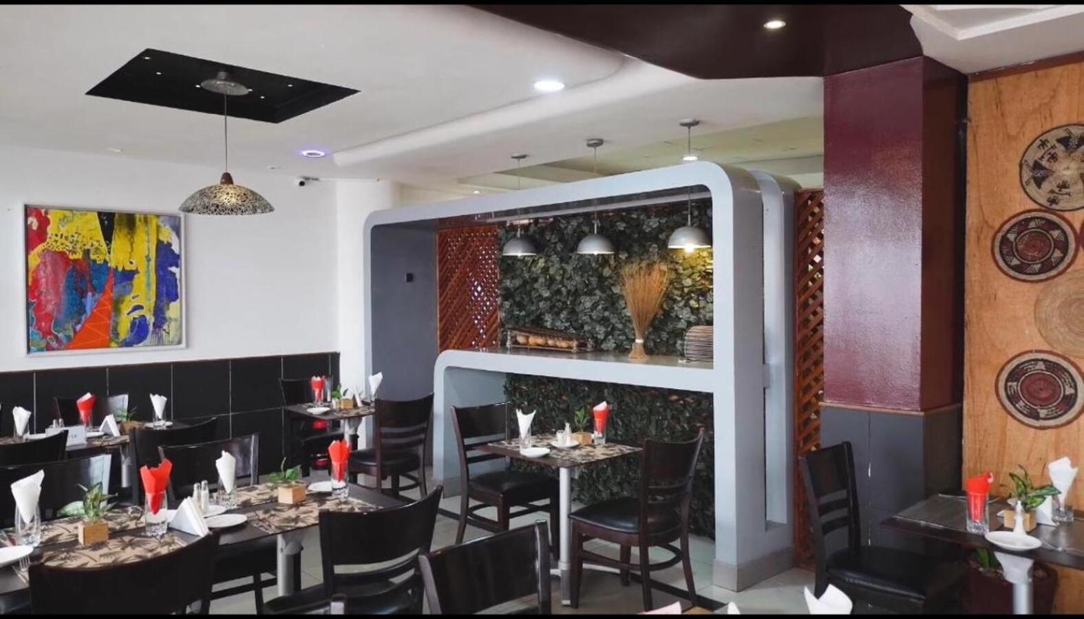 Nobila Airport Hotel Cotonou Eksteriør bilde