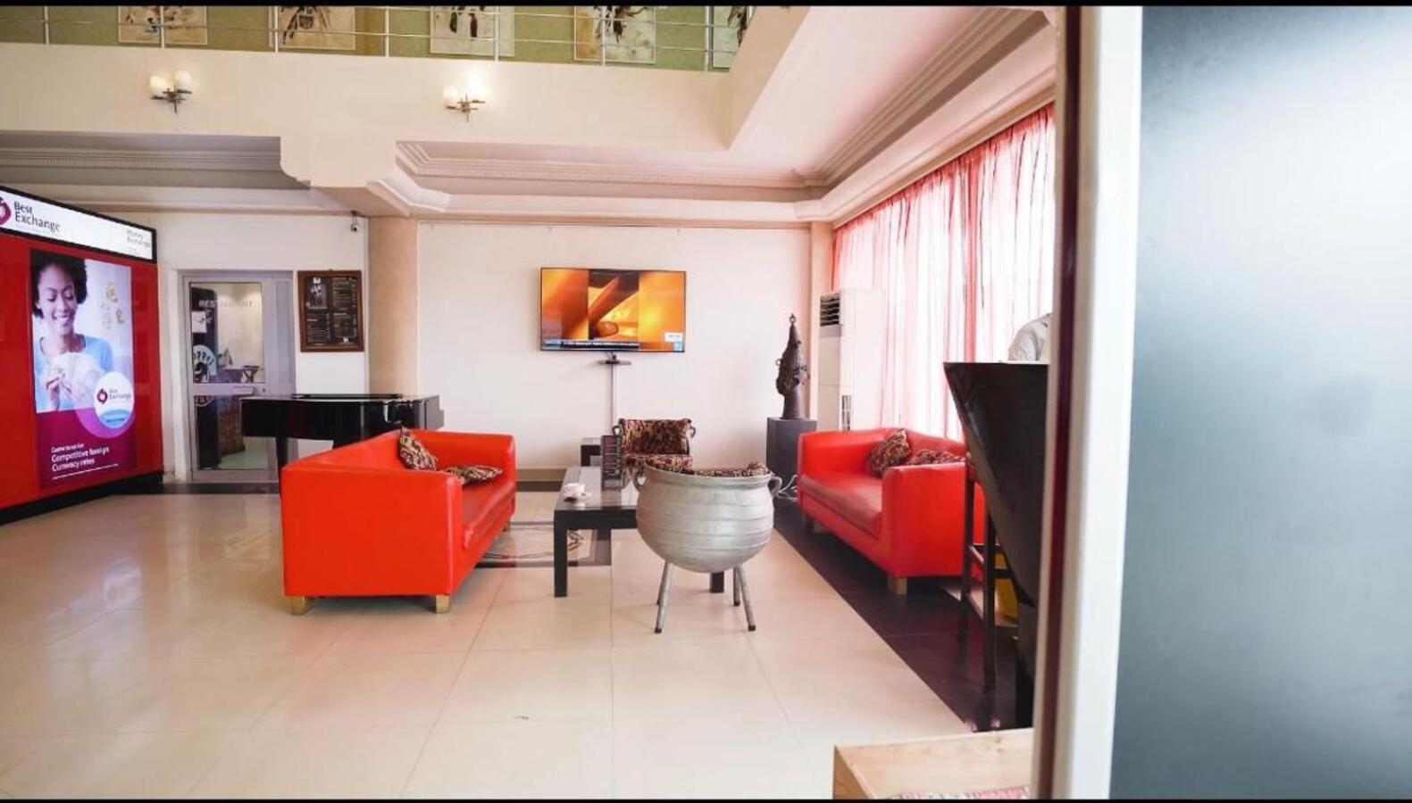 Nobila Airport Hotel Cotonou Eksteriør bilde