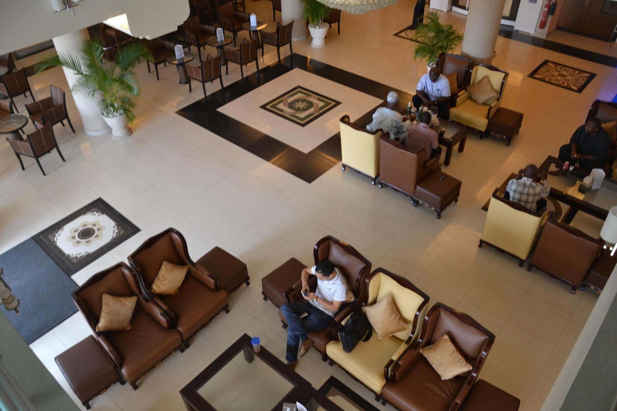 Nobila Airport Hotel Cotonou Eksteriør bilde